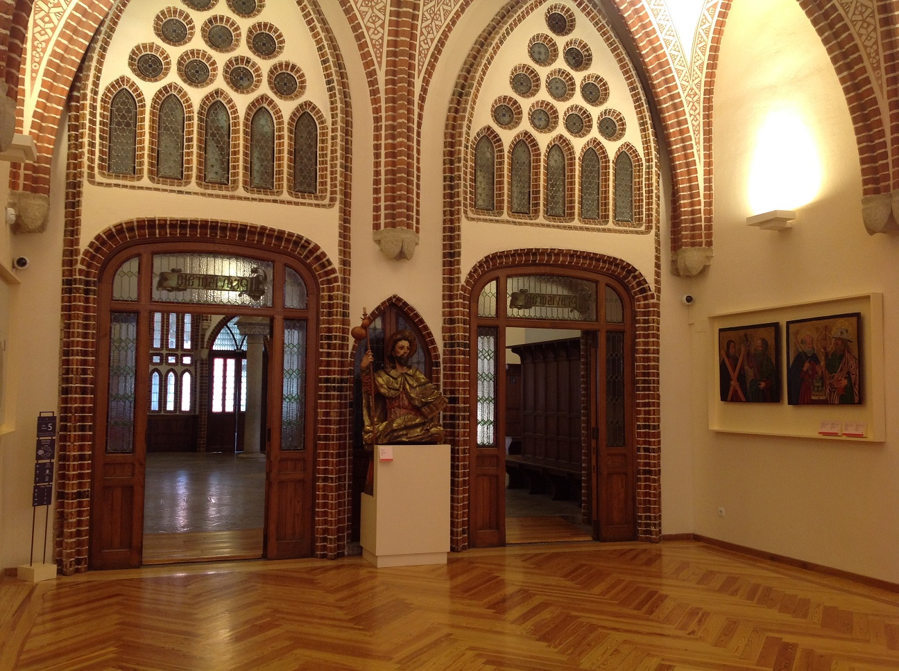 Palacio de Gaudi Palacio de Gaudi