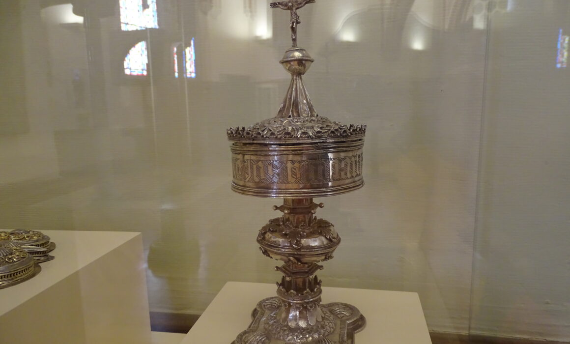 Un hostiario de La Cepeda, Pieza del Mes de mayo