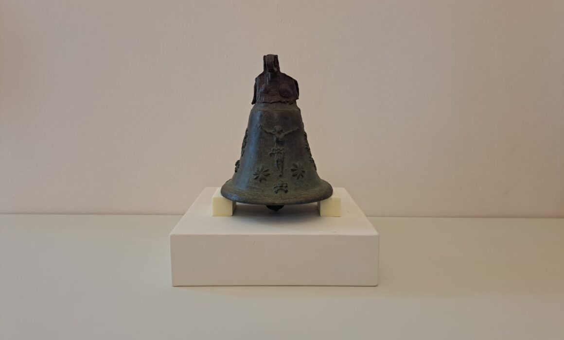 Una campana del siglo XVII, ‘Pieza del Mes’ de noviembre