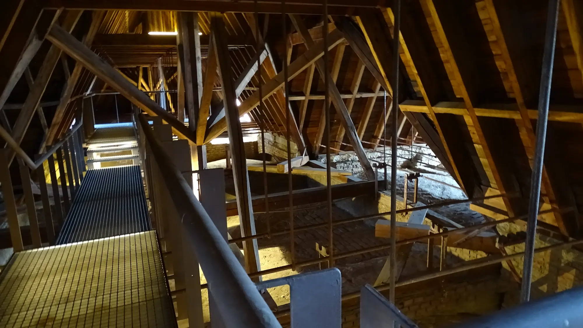 Palacio de Gaudi Palacio de Gaudi