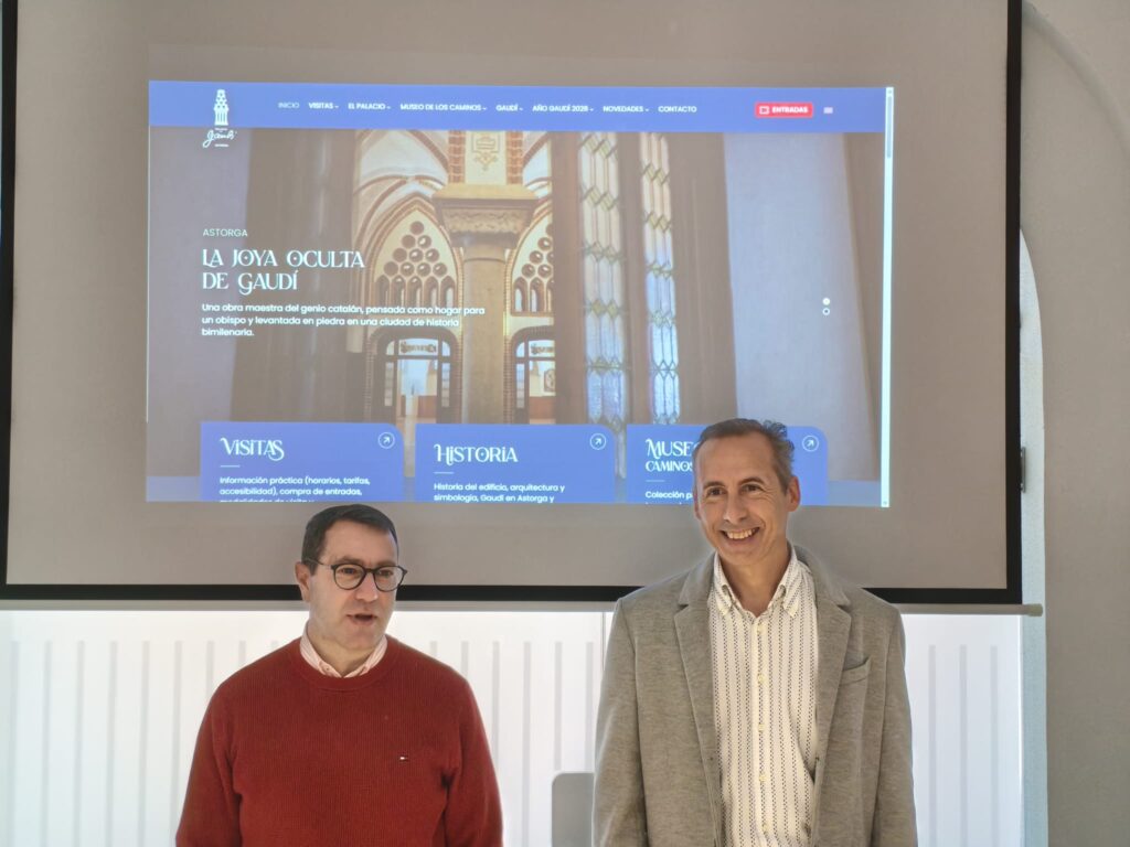 Palacio de Gaudi Víctor Murias, director del Palacio, y Rubén Rubio, gerente de Sentido Común, presentan la nueva imagen online del Palacio de Gaudí.